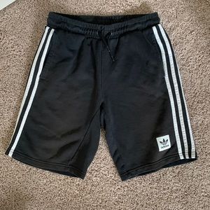 Adidas Throwback Shorts - Youth Large